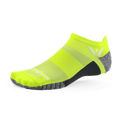 Swiftwick- FLITE XT ZERO Non-Slip Running Socks Golf Socks Ultimate Stability (Citron Spark Medium)